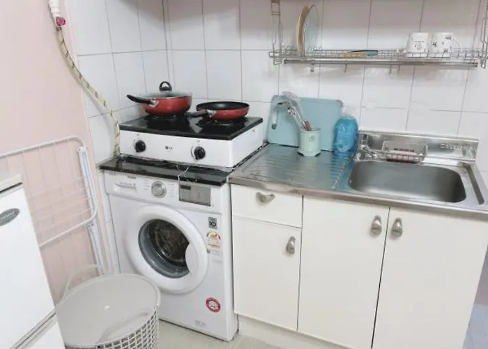 Apartamento Sinchon Stn 2 Min 외국인전용 Ellen House