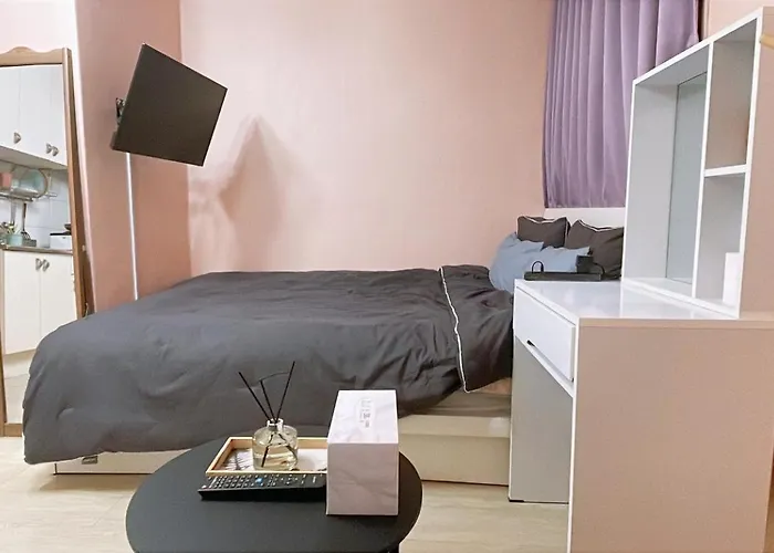 Apartamento Sinchon Stn 2 Min 외국인전용 Ellen House Seúl